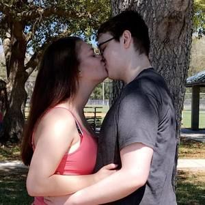 Meet your Posher, Destiny